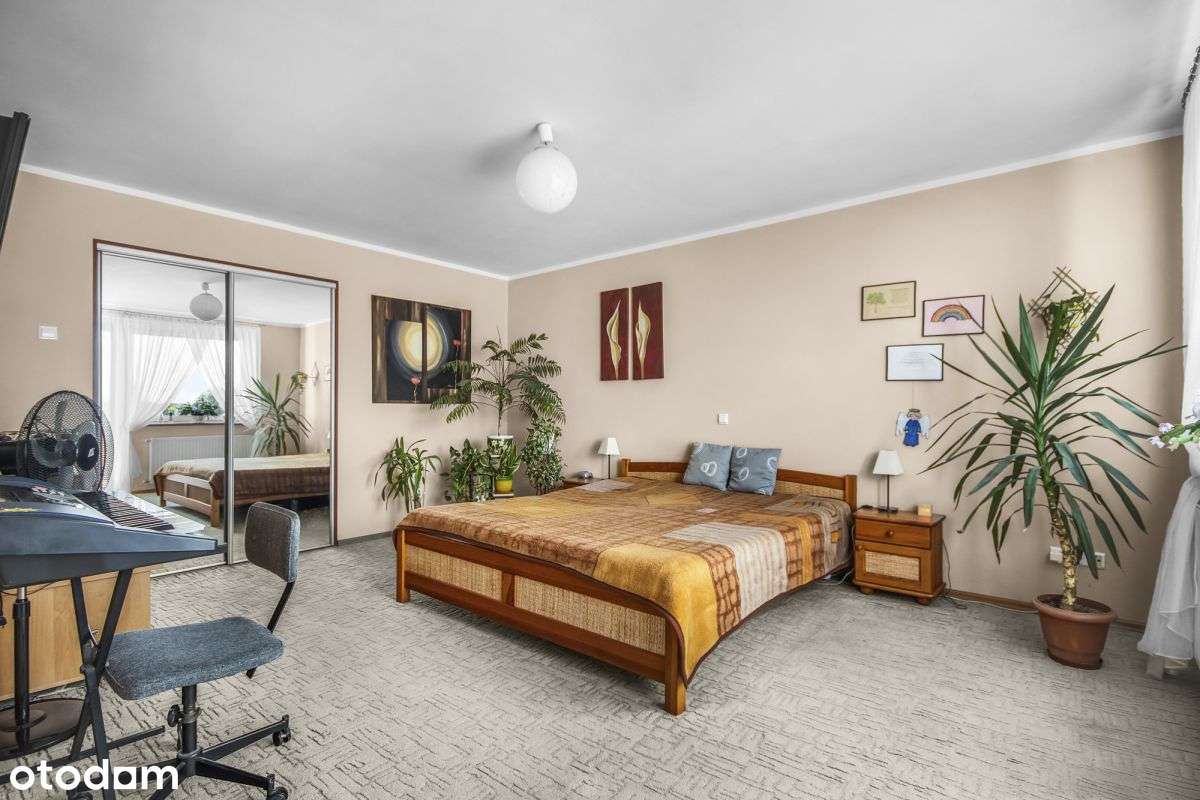 Wolnostojący dom na Strachocinie, 5 pokoi, garaż-7