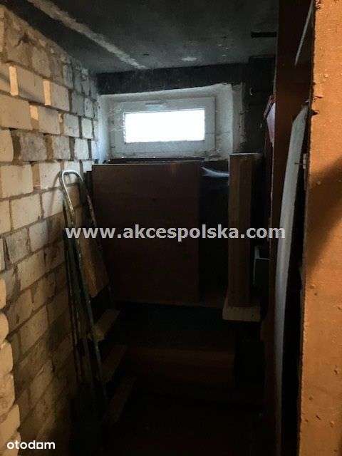 Mieszkanie z dużym potencjałem do aranżacji-12