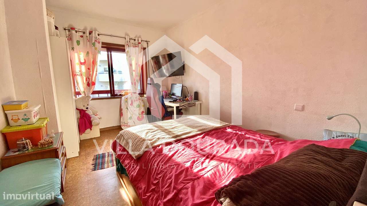 apartamento T2+1 na Urbanização dos altos Maia-5