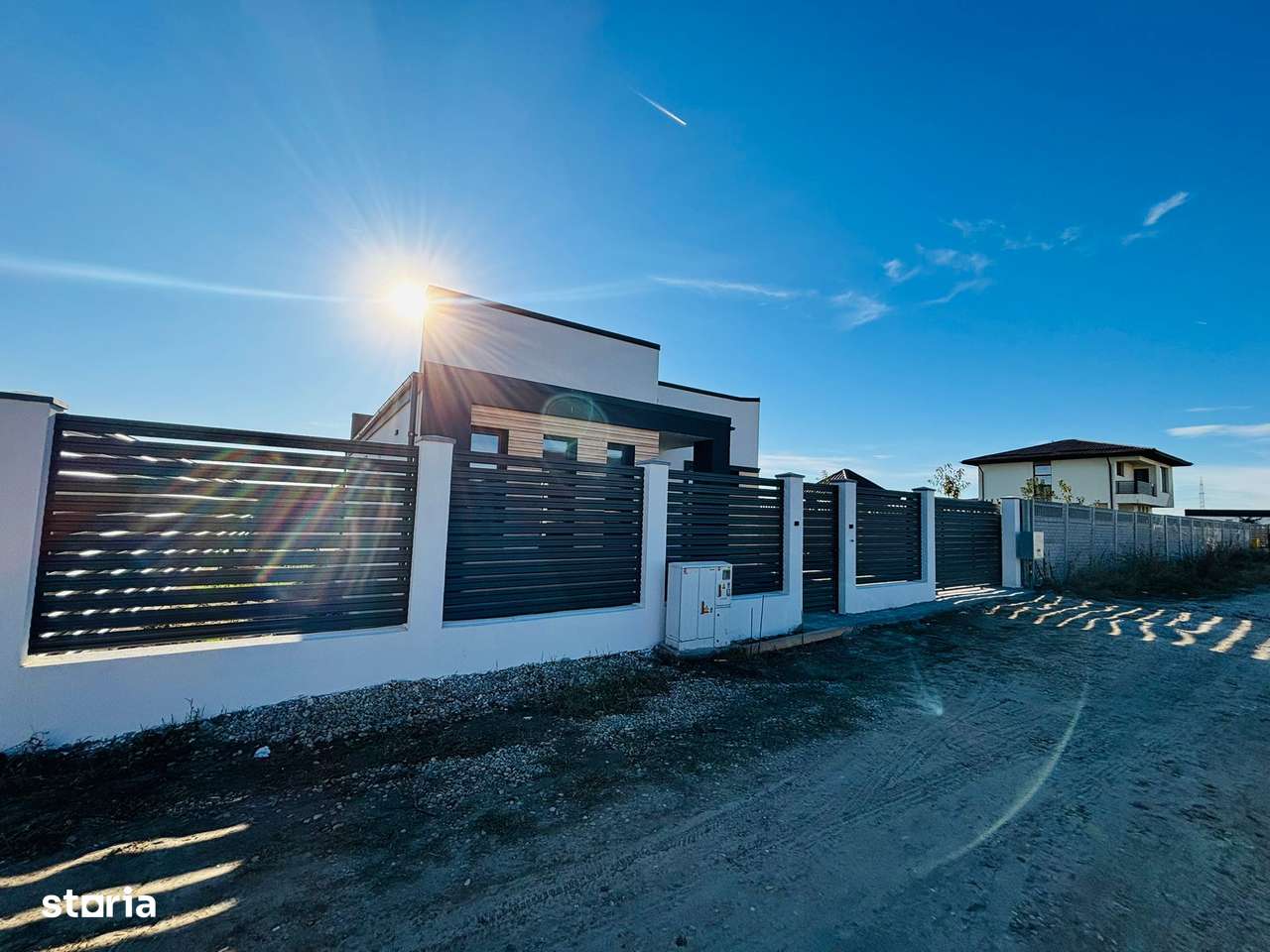 Casa moderna , 3 dormitoare, teren 375 mp in comuna Berceni-3