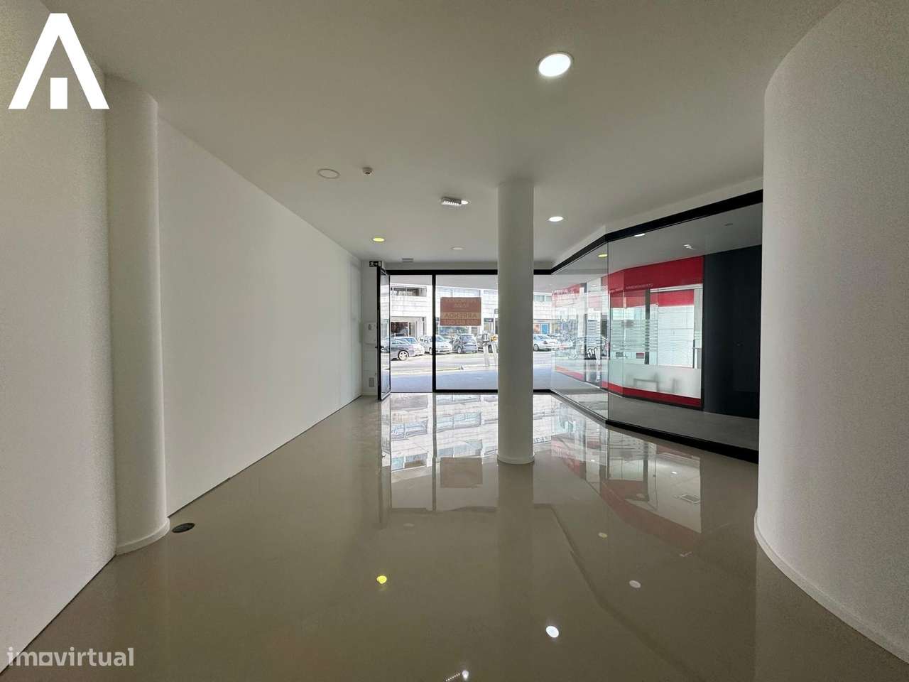 Loja Rua Cândido da Cunha- Barcelos - Grande imagem: 2/7