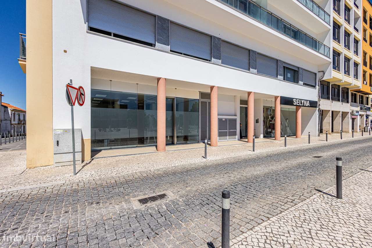 Apartamento T3 de Excelência no Centro do Cartaxo-7