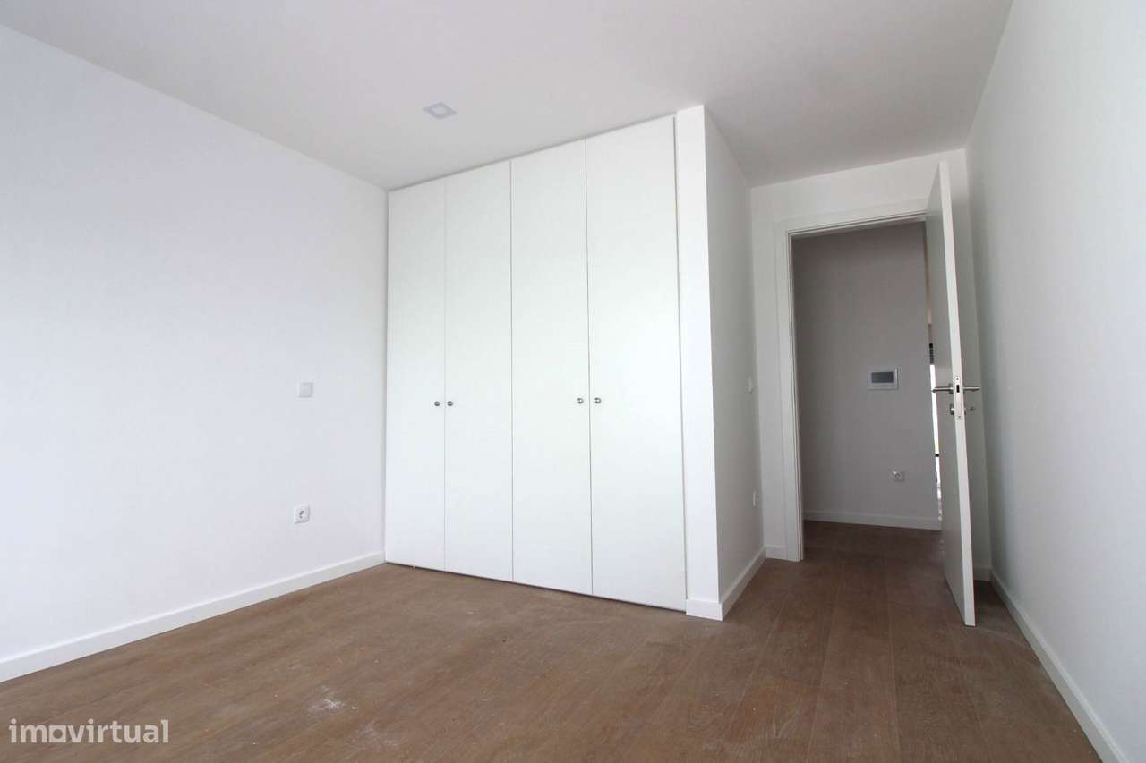 Moradia Unifamiliar - Nova - Barosa, Leiria-3