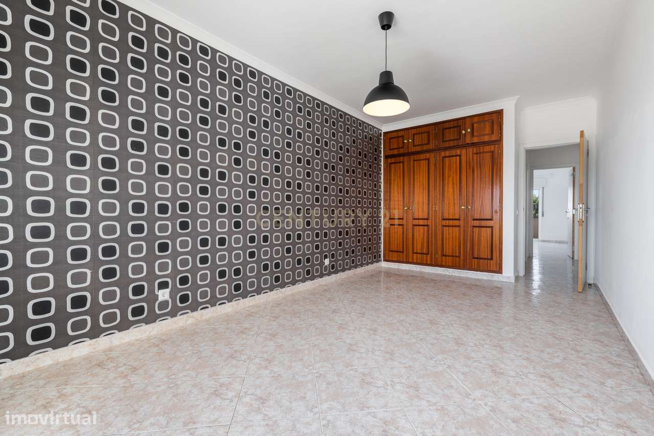 T3 com 155 m² no centro de Olhão | 330.000 €-13