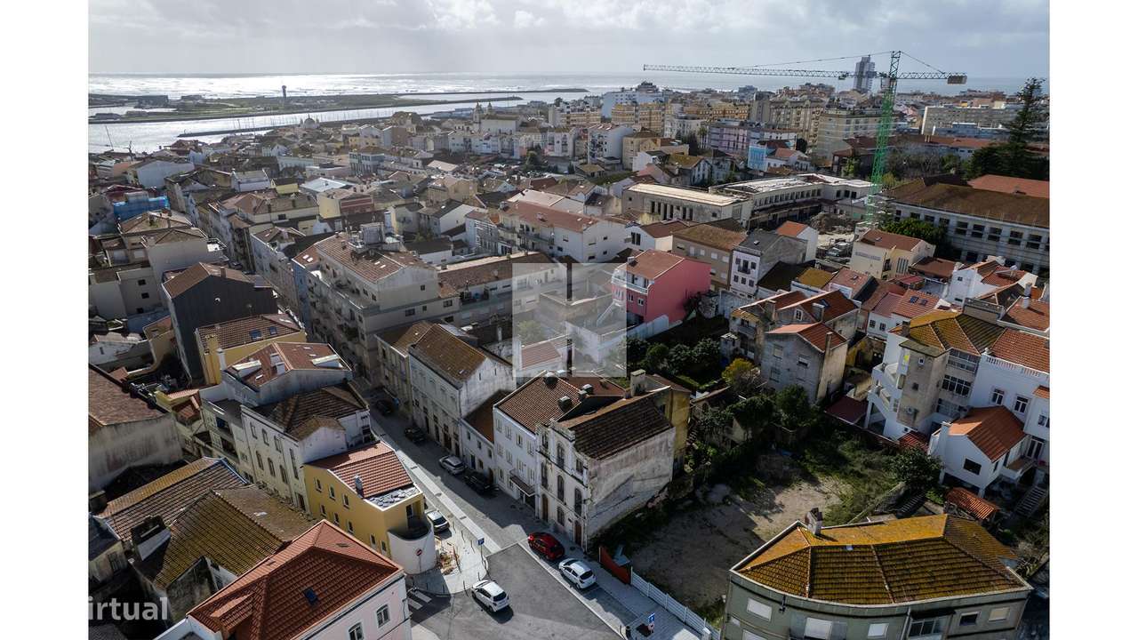 Moradia para Restaurar T10-6