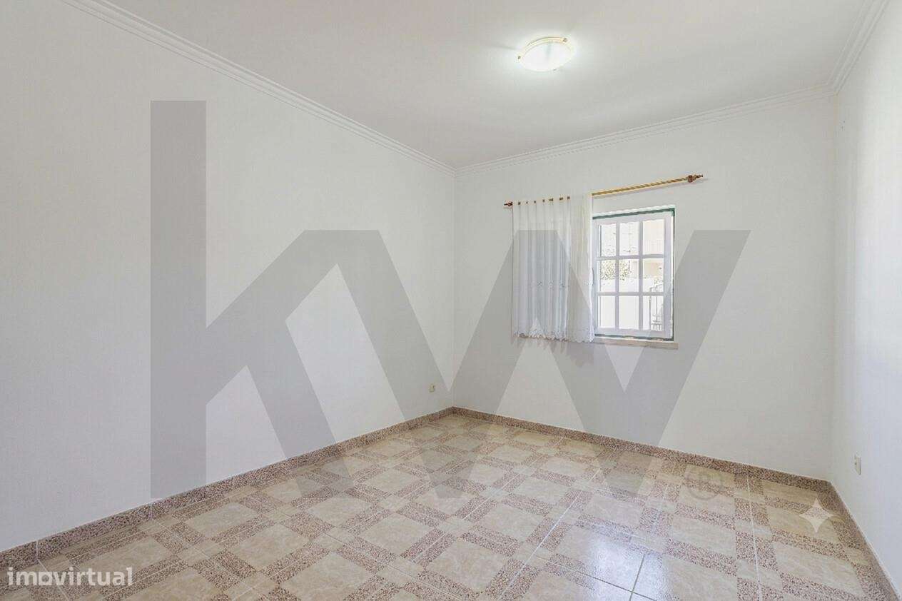 Moradia T5 com jardim 400 m2 | Feijó | O equilíbrio perfeito entre cid-9
