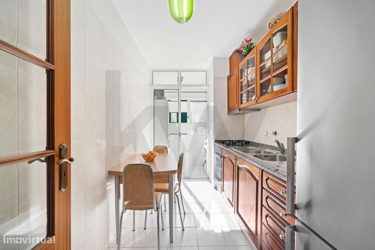 Apartamento T2+1 com Elevador e Garagem Caniço - Grande imagem: 5/29