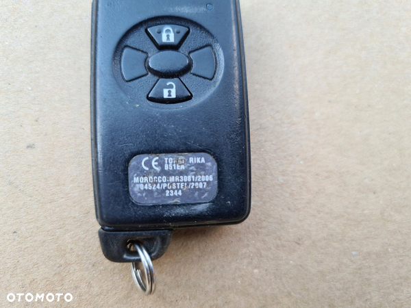 toyota kluczyk RAV4 karta smart key B51EA - 2