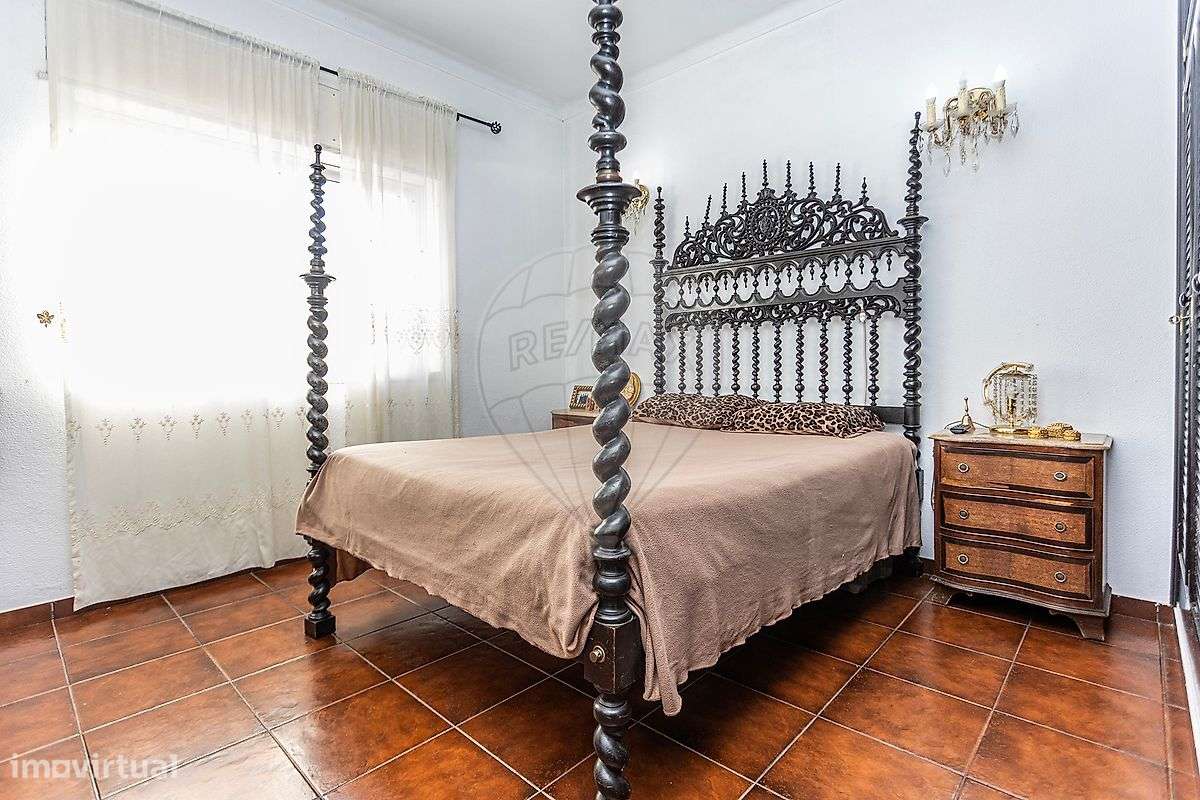 Moradia T5 para venda - Grande imagem: 2/23