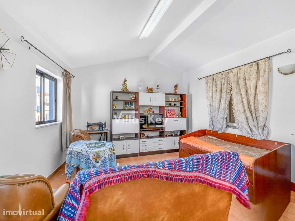 Moradia T3 com Duas Entradas - Vila do Bispo-15