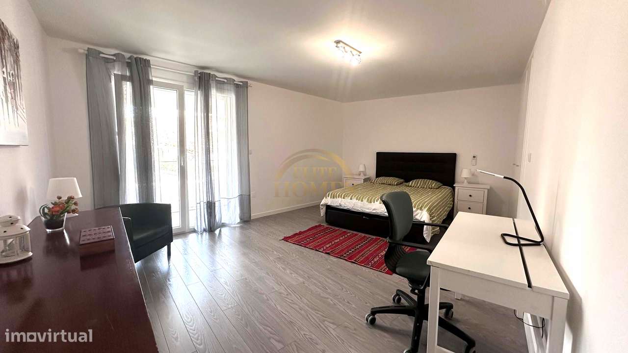 Apartamento T3 de Luxo em Paço de Arcos.-25