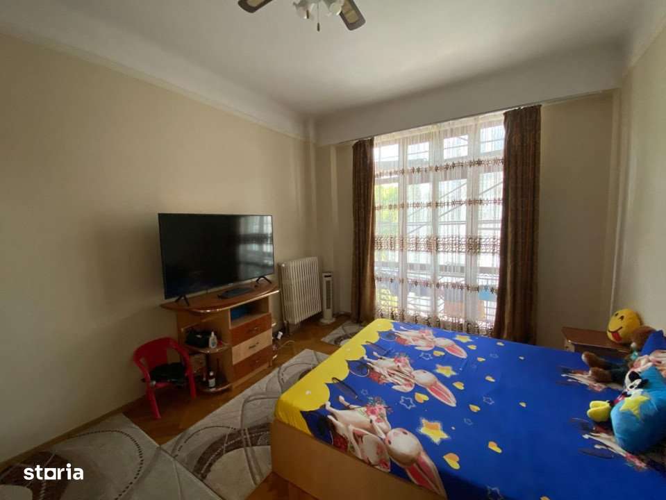 Apartament 5 camere, 120 mp, 2 bai, zona Ultracentrala - Imagine principală: 4/14