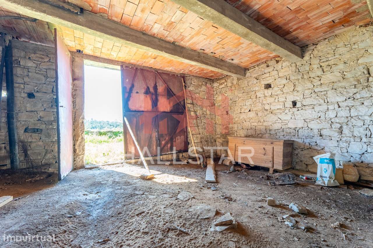 Moradia T3 / Para Reconstrução / Torrinhas-9