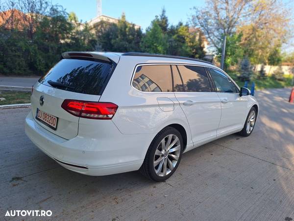 Volkswagen Passat Variant 2.0 TDI DSG Highline - 2