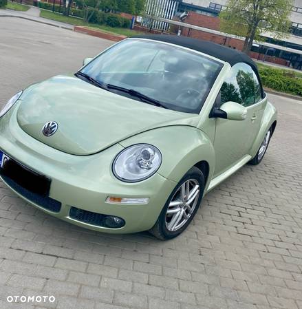 Volkswagen New Beetle - 3