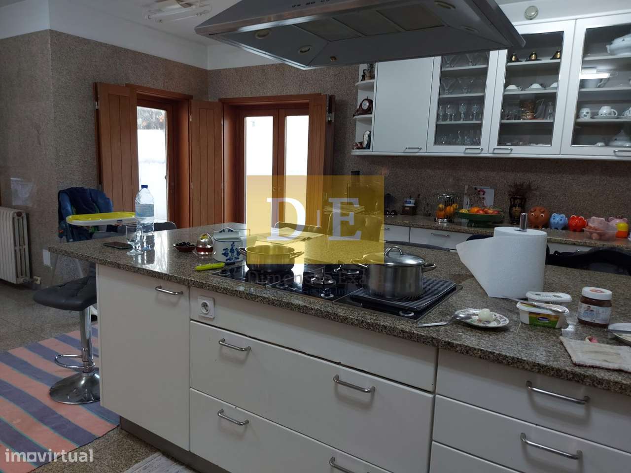 Moradia de 4 Frentes em Zona Nobre de Leca da Palmeira-14