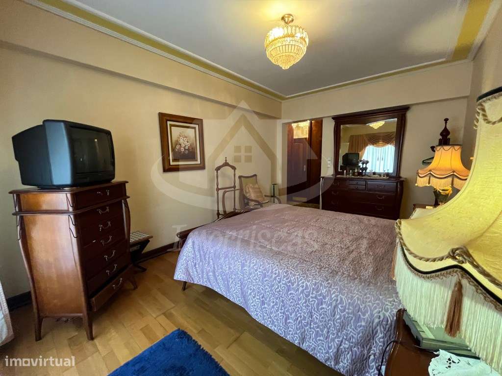 Apartamento T3 com box no Forte da Casa-14