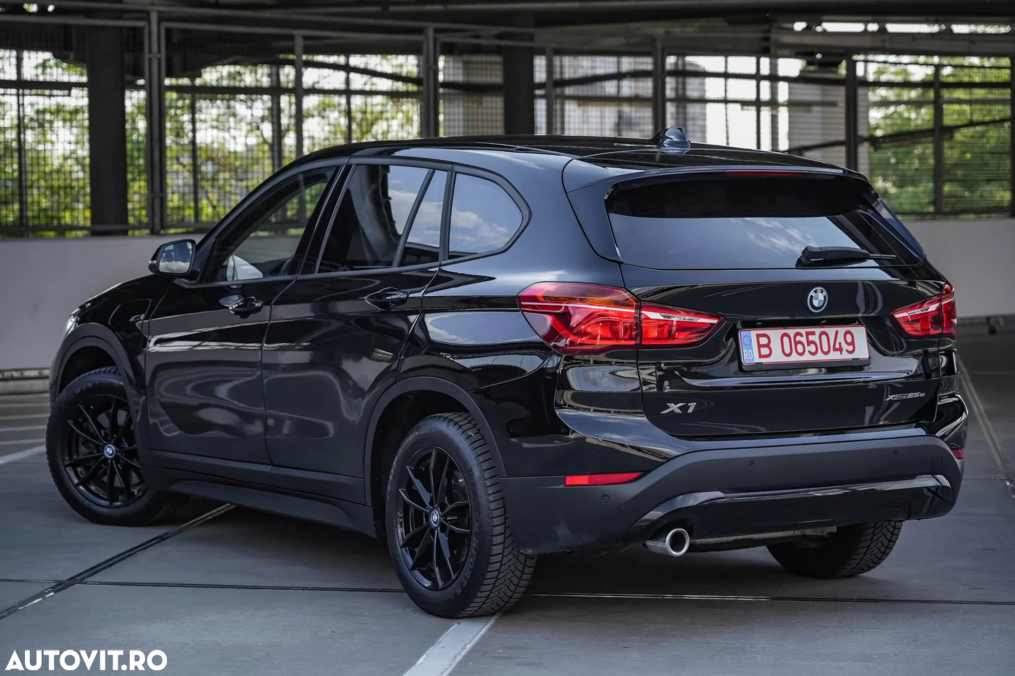 BMW X1 xDrive25e Sport Line - 3