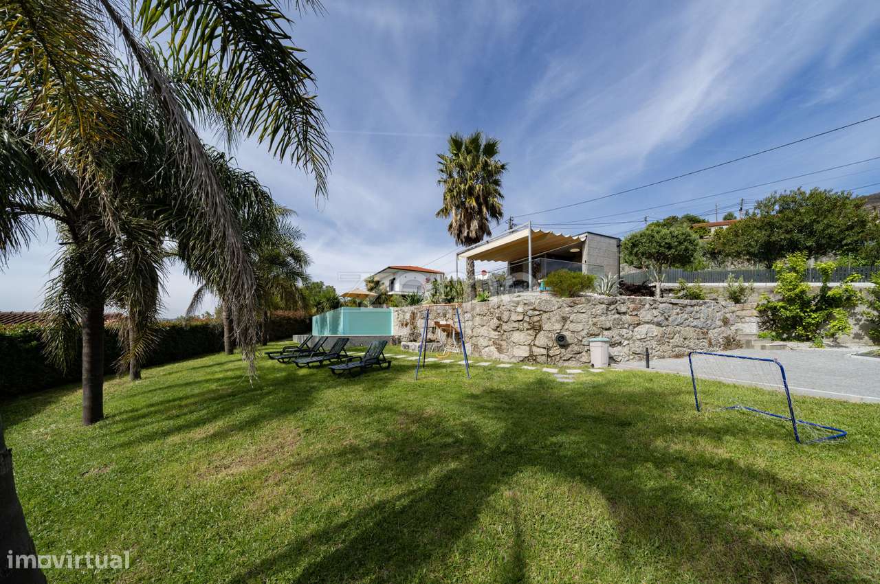Moradia Individual T4 com piscina em Geraz do Minho, Póvoa de Lanho...-53