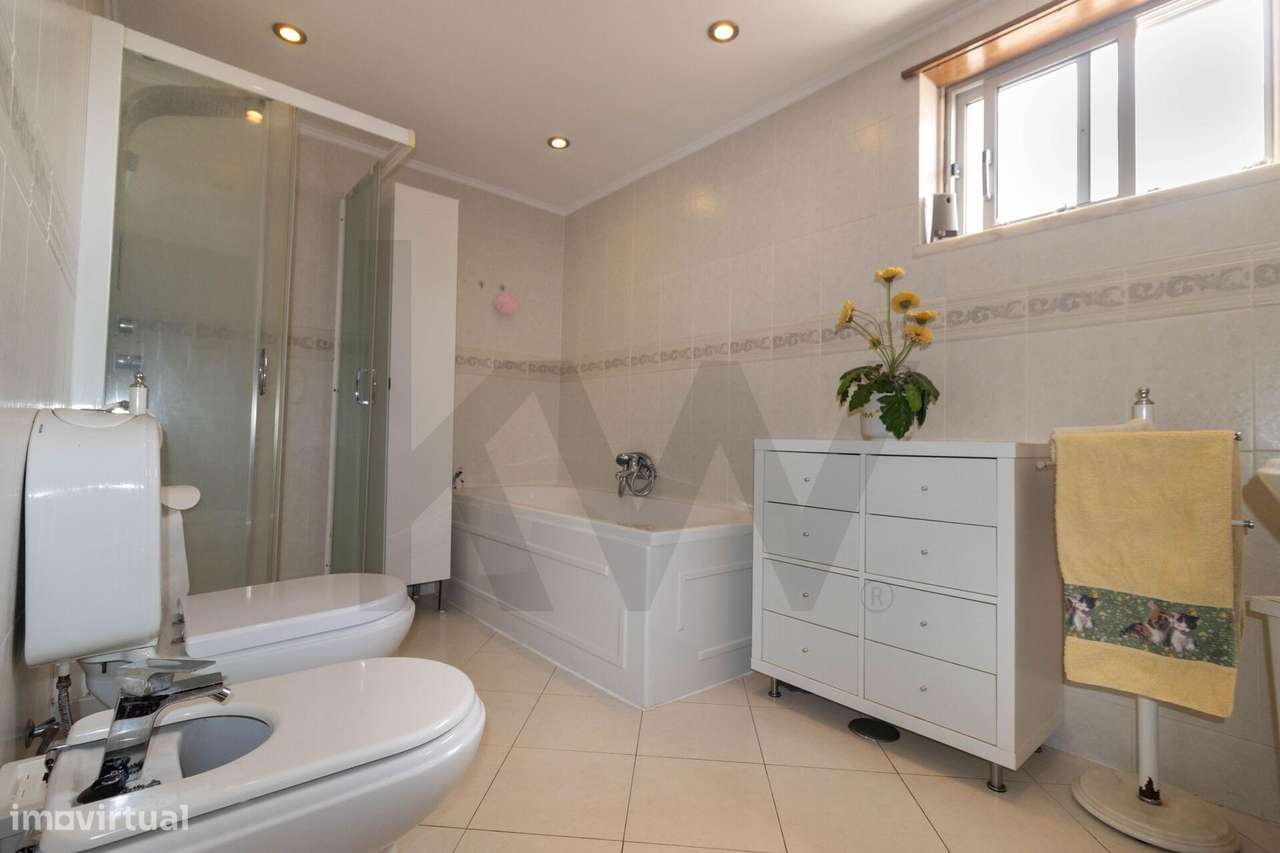 Moradia Isolada em Lote de 1.000 m2 a 20 min de Lisboa!-20