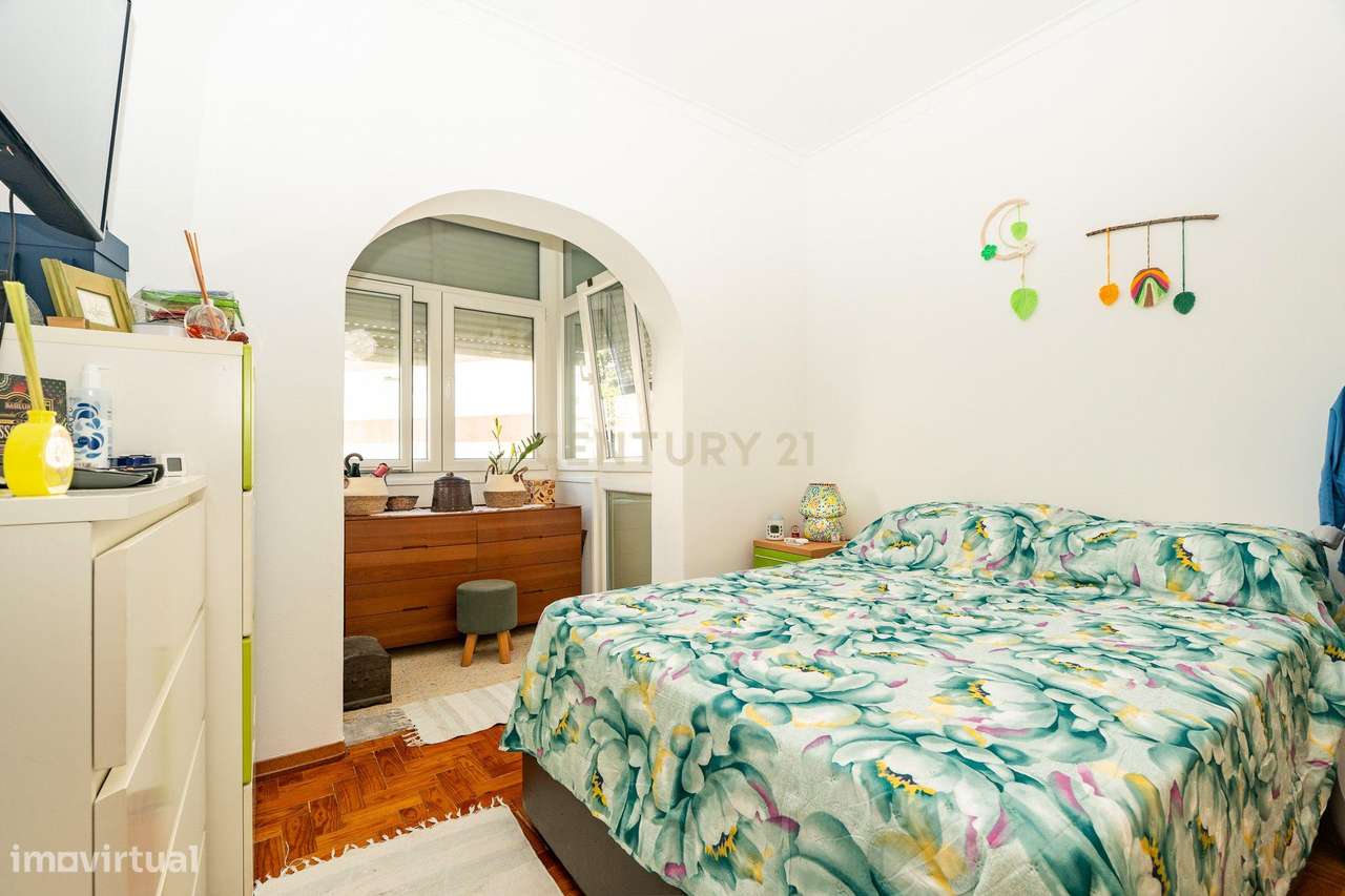 Apartamento T2 em Lisboa com Excelente Localização e Conforto-10