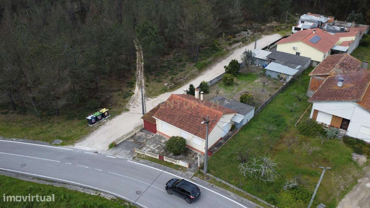 Casa Isolada com Vista Campestre em Localização Privilegiada - Grande imagem: 3/12