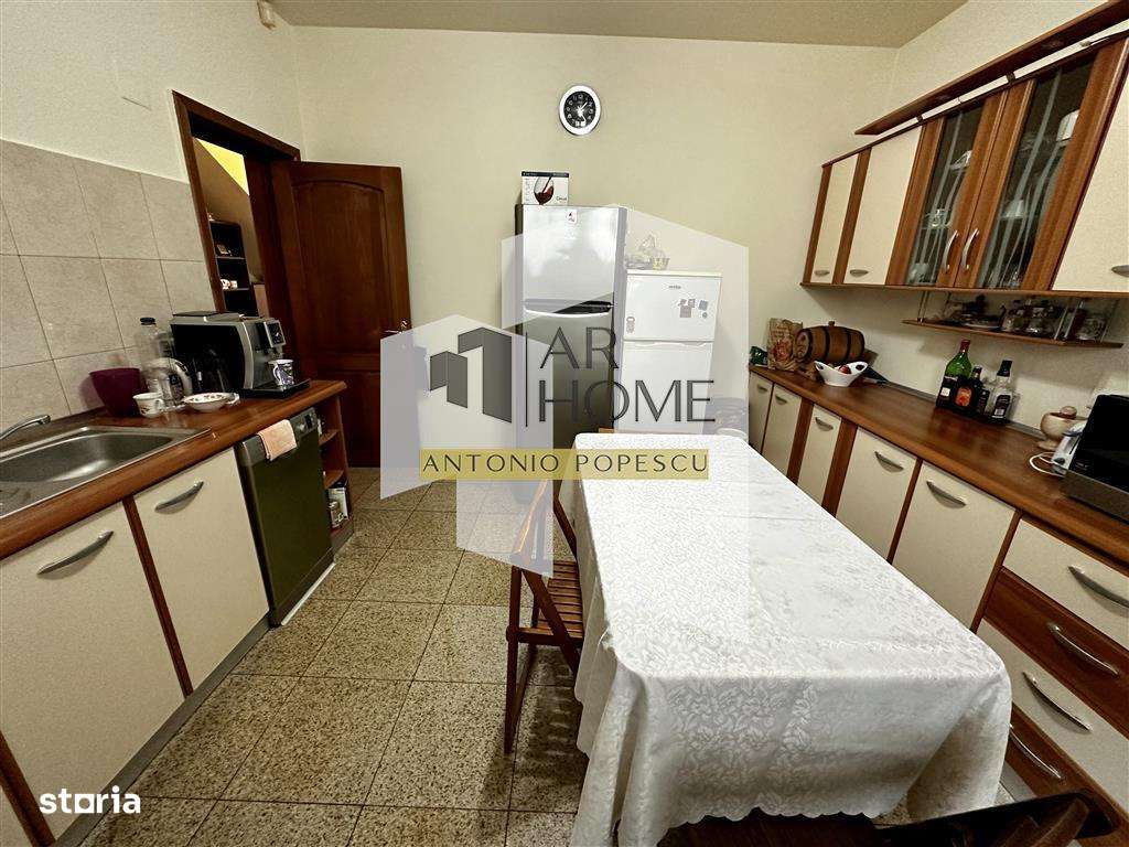 Vanzare casa 5 camere, in Ploiesti, zona Albert. - Imagine principală: 5/20