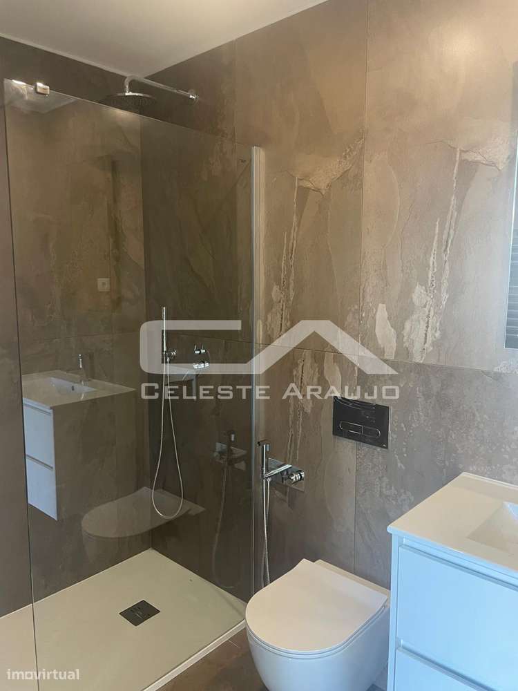 Apartamento T2+1 NOVO em São João da Madeira-16