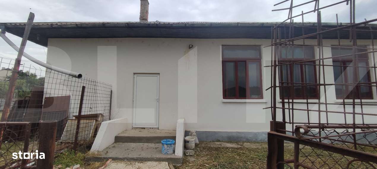 De vanzare – Cladire, spatiu comercial in com. Ungureni, jud. Botosa - Imagine principală: 2/4