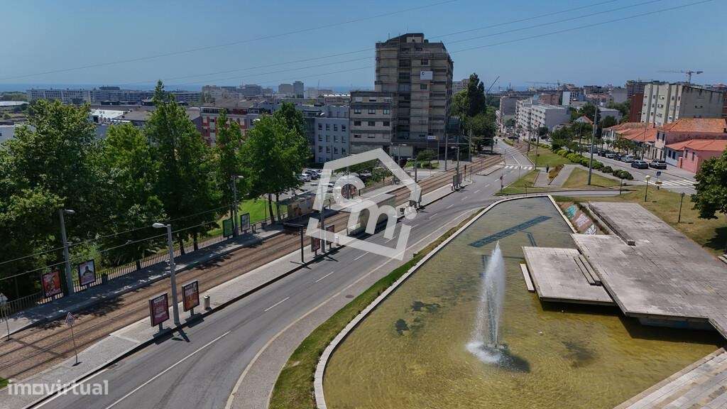 T1+1 Duplex com Terraço | Edifício de 2023 | Metro Parque Real-18