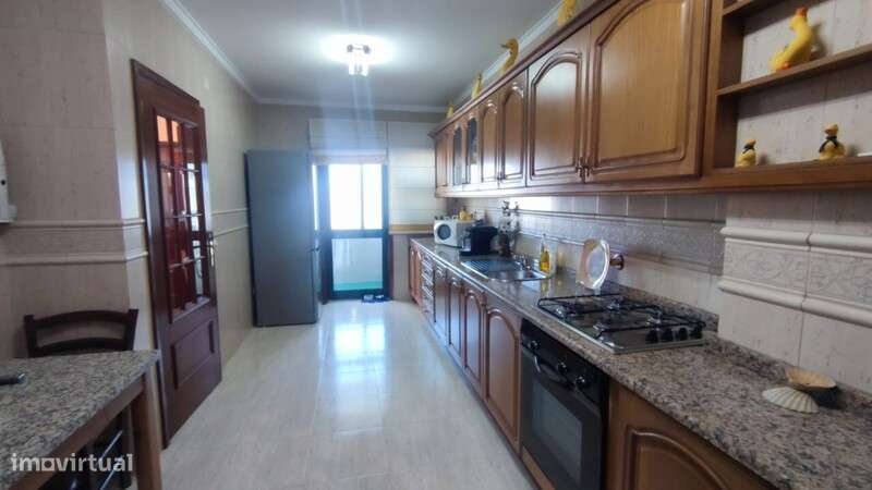 Comprar T2 Centro de S. João da Madeira - Grande imagem: 2/22