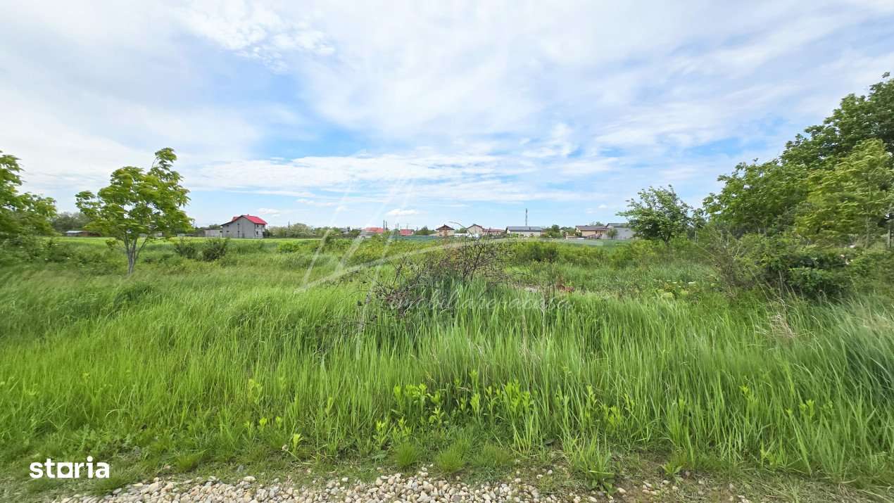 Teren intravilan in zona rezidentiala, la 1 km de A0 si A1-5