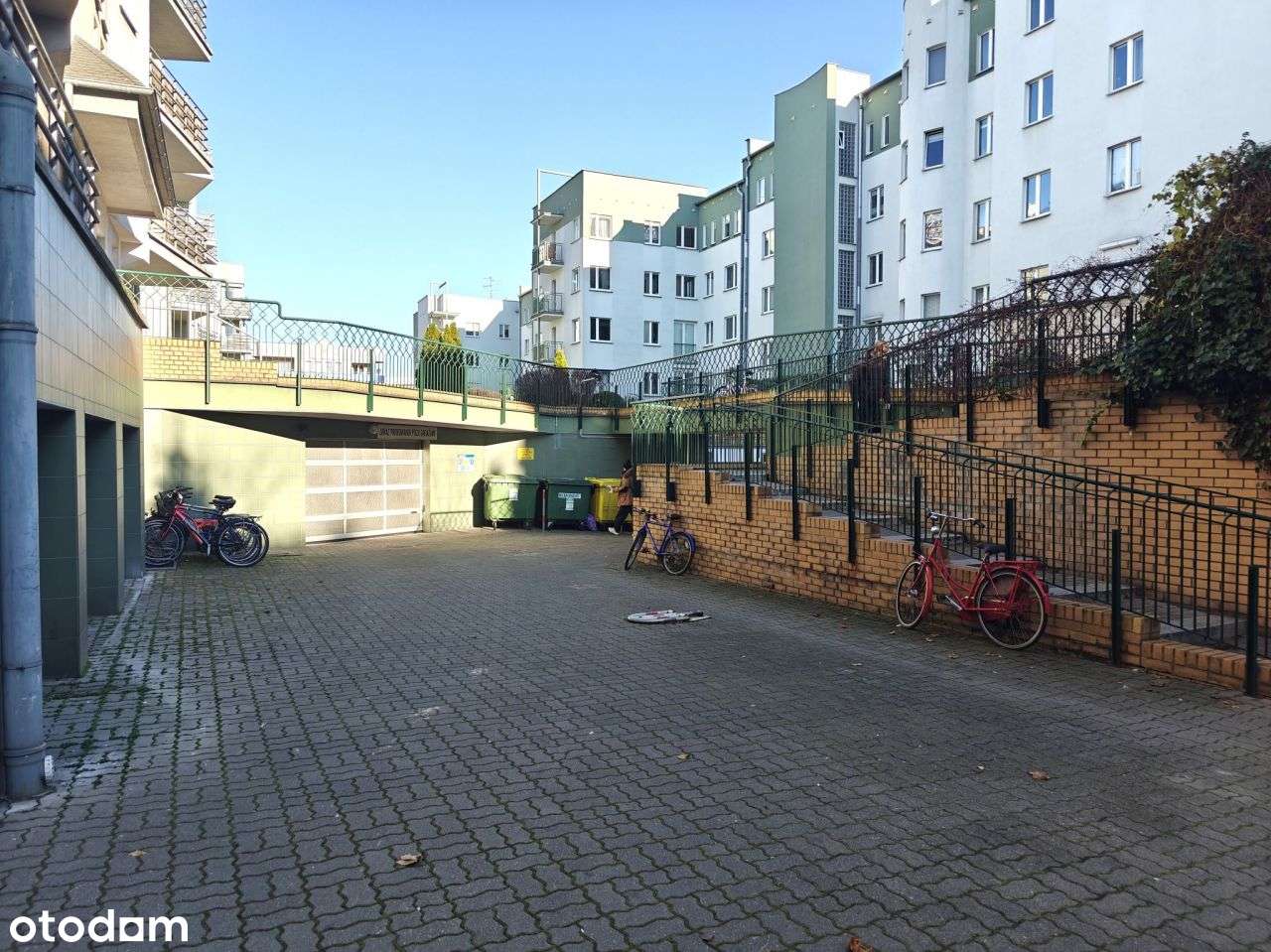 Lokal handlowy z dodatkowym magazynem-2