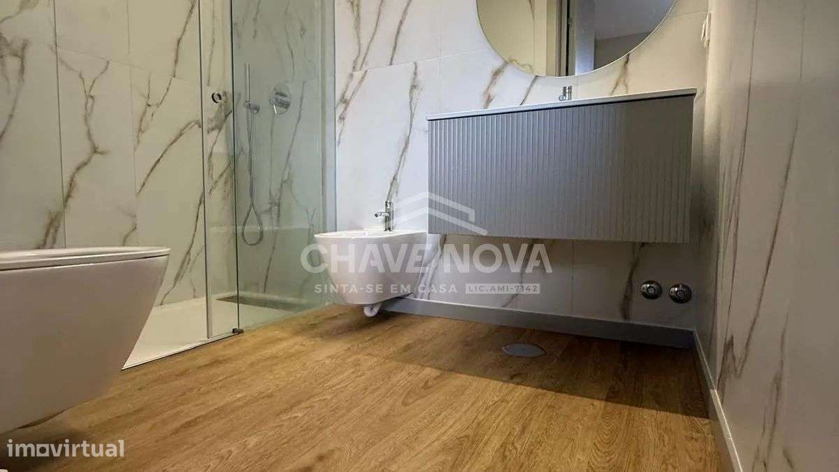 Apartamento T0 c/ Varanda e com piscina | Douro Tower – Santa Marinha-8