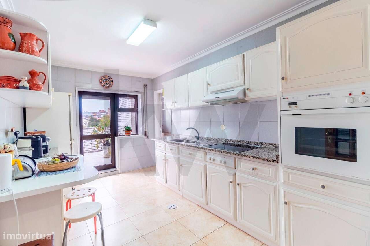 T3 c/ 127m2 Privativos e 101m2 de Terraços (Box + Lugar) | Santa Marin-4