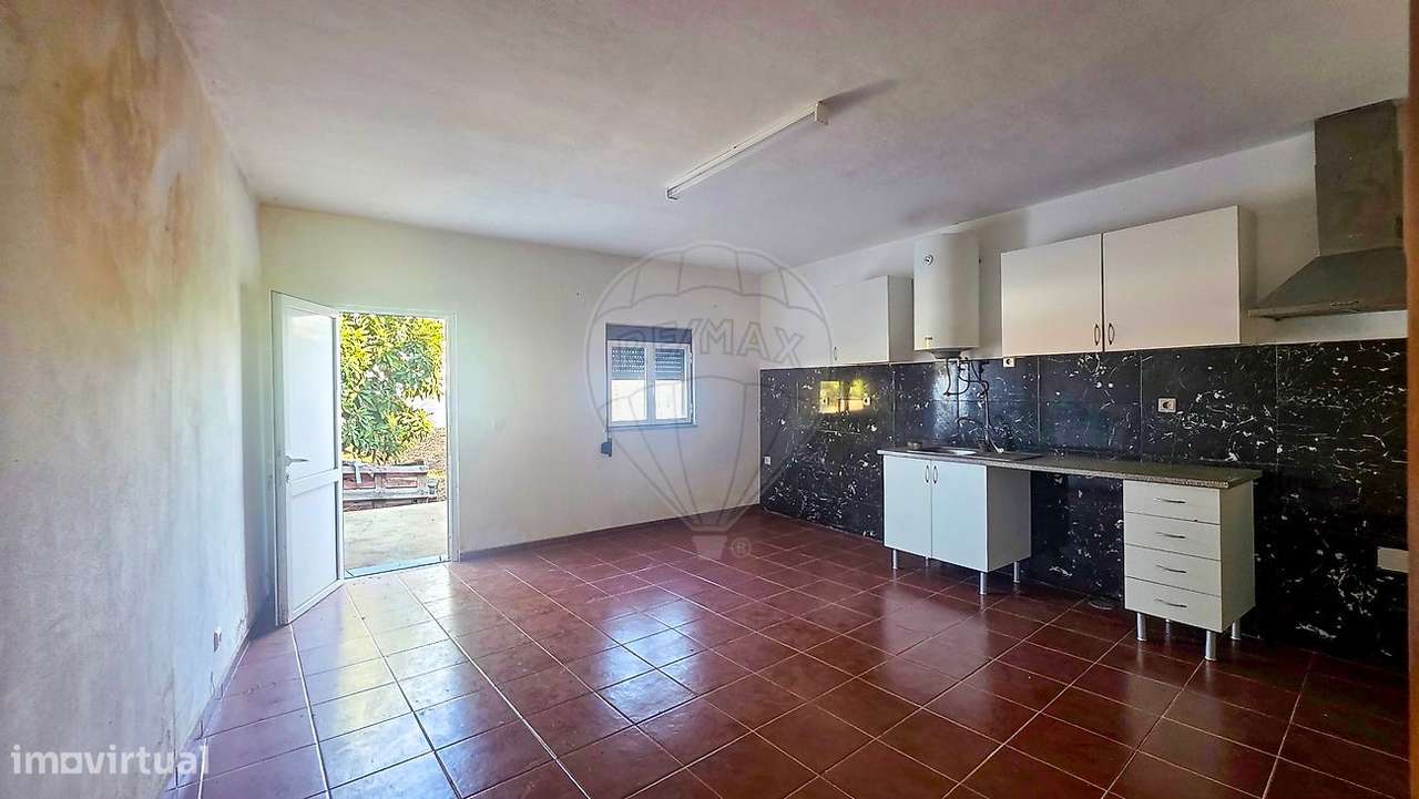Moradia T1 para venda-8