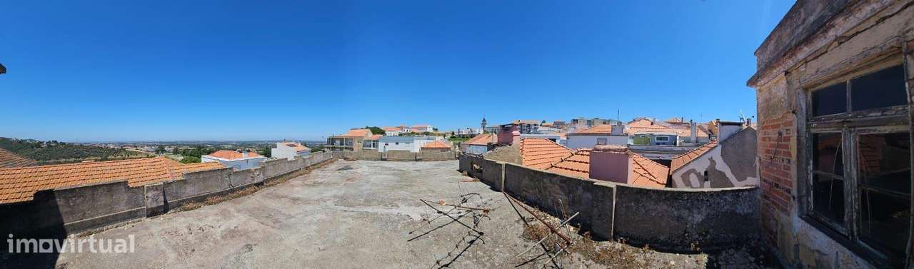 Prédio para Reabilitação no Centro Histórico de Palmela-12