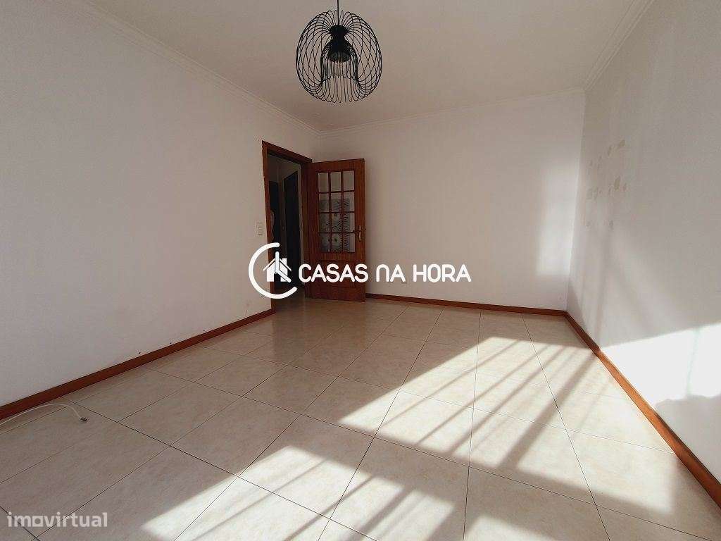ÓTIMO APARTAMENTO T1 - PRÓXIMO PSP e LIDL / RIO DE MOURO - Grande imagem: 4/30