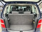 Volkswagen Touran 1.6 Basis - 22