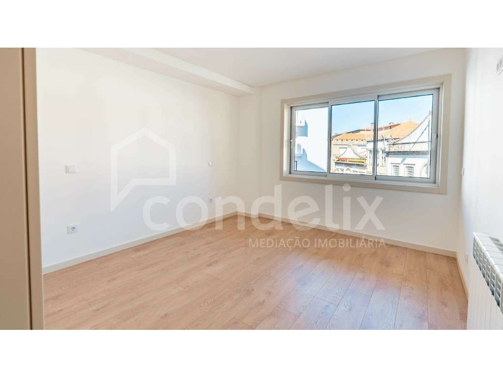 T2 completamente remodelado, Mafamude-9