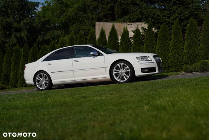 Audi S8 5.2 FSI Quattro - 6