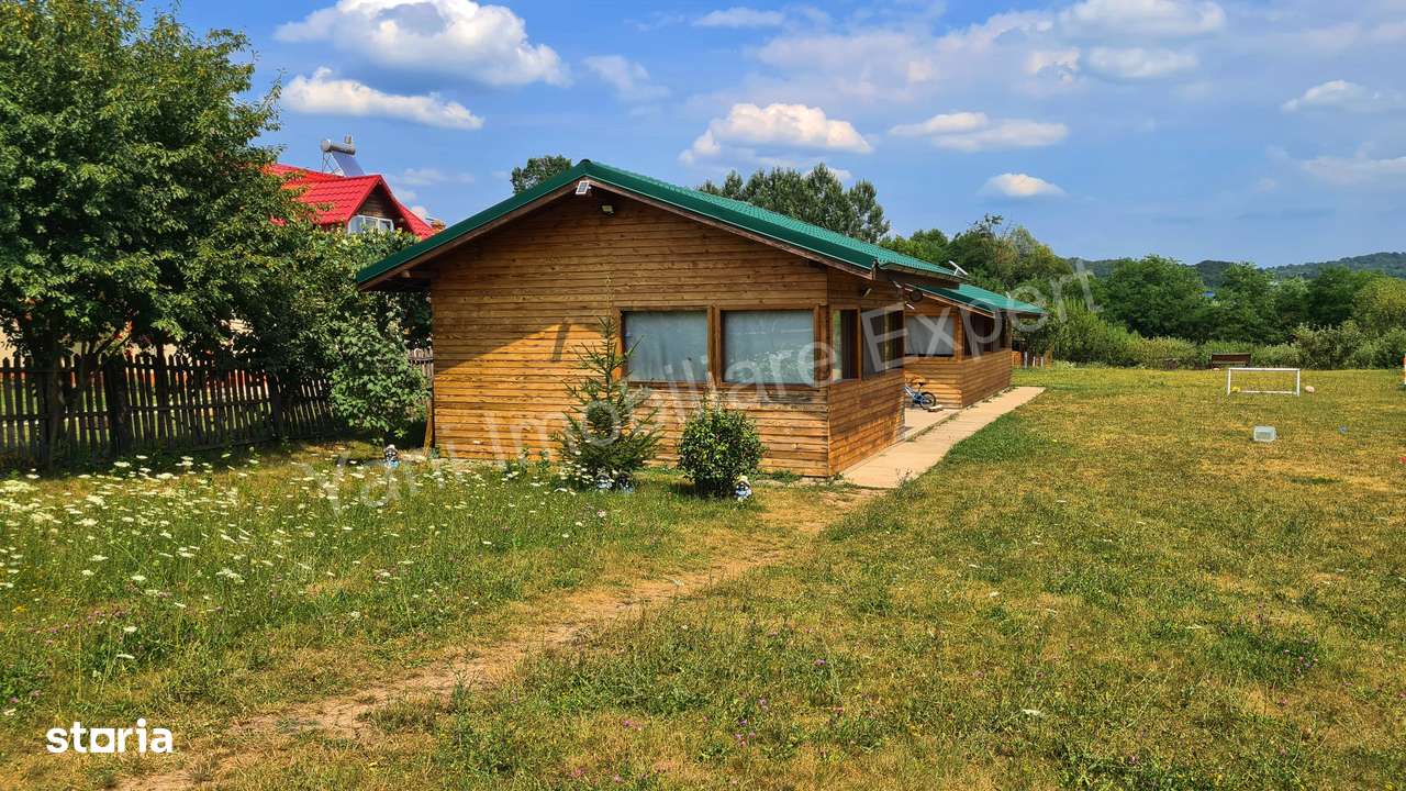 Camping cu 3 căsuțe de vânzare în apropiere de Curtea de Argeș. - Imagine principală: 3/18