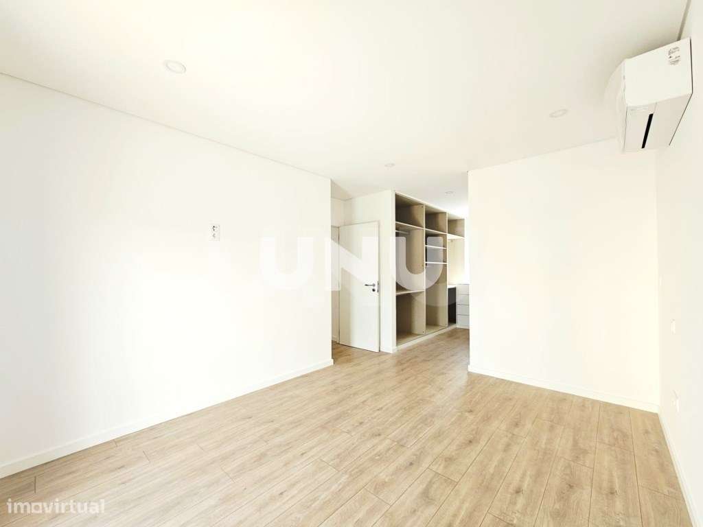 Apartamento T2 - Localização Tranquila-14