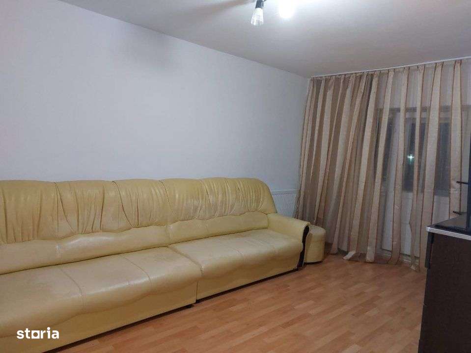Stadion, str. Primaverii - apartament cu 2 camere si centrala proprie - Imagine principală: 4/6