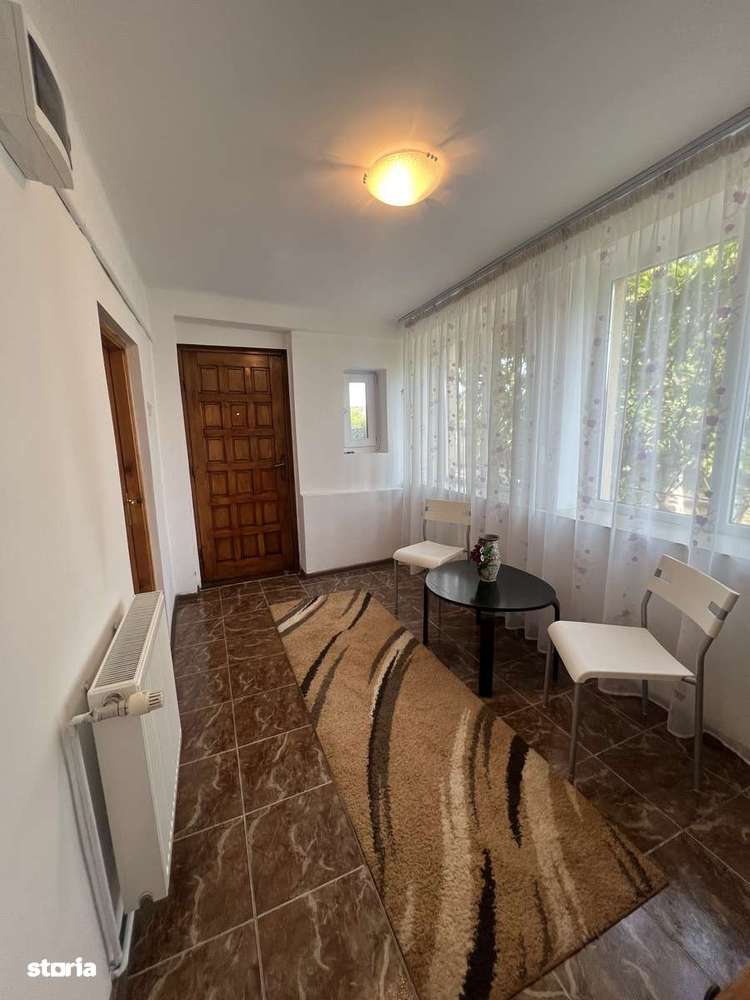 Casă in Lipanesti, zona linistita , curte generoasa - Imagine principală: 5/20