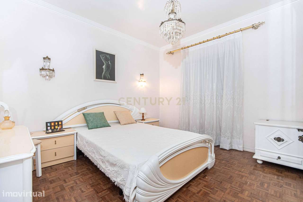 T3 na Sobreda da Caparica – Com Parqueamento e Arrecadação - Grande imagem: 5/24