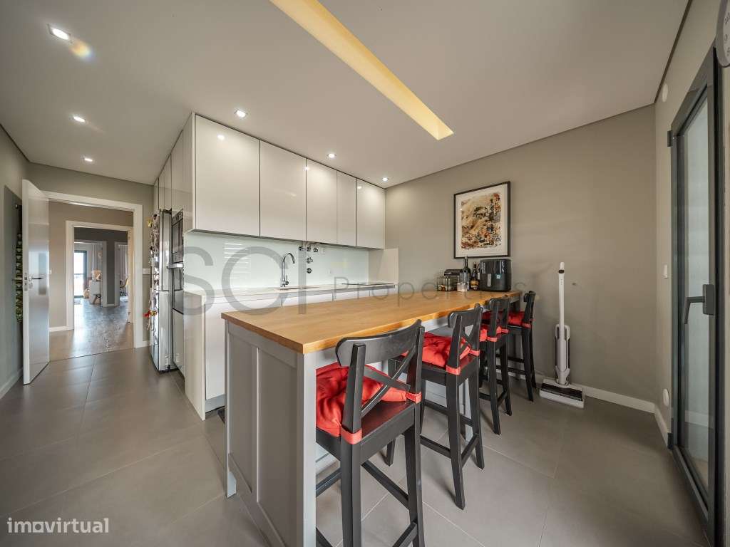 Apartamento Duplex T3+2 Parque Luso Box para Duas Viaturas-5