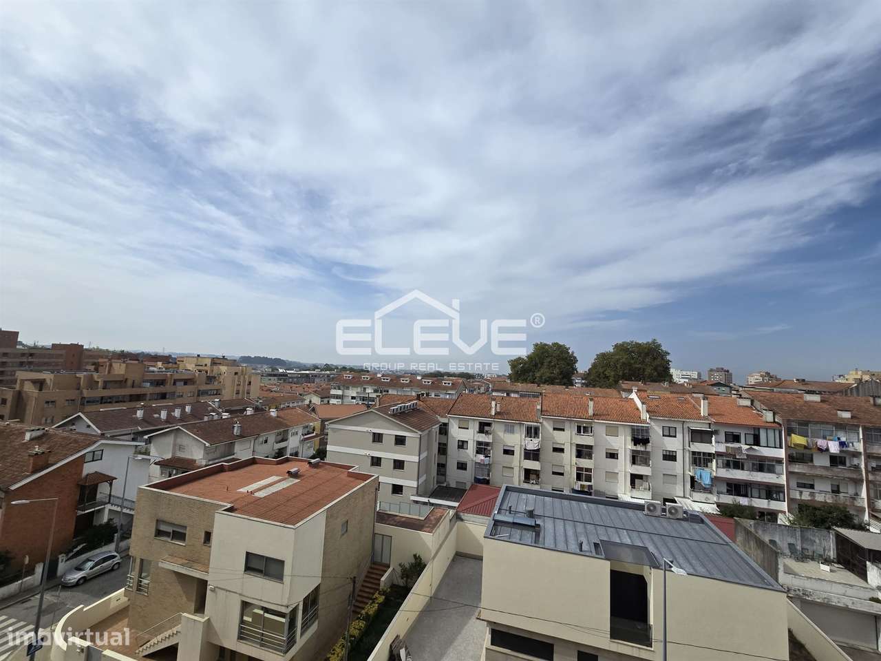 Espetacular T3 ao Metro Santo Ovideo-12