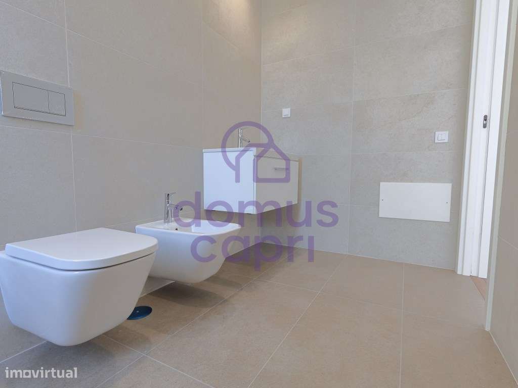 Moradia T3 com Vista Mar, Piscina e Estacionamento em Fuzeta-24