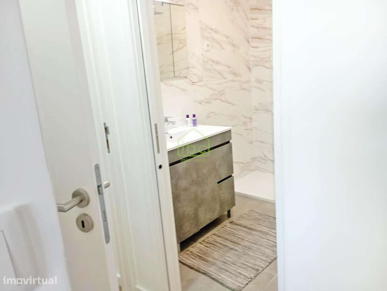 Apartamento T4 transformado em T3 | Matosinhos-9